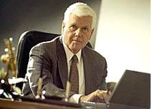 Giảm khoảng cách tuổi tác trong công việc