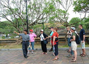 Hướng dẫn viên du lịch – Đại sứ cộng đồng