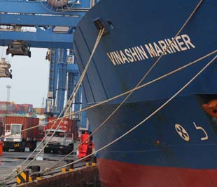 “Đau đầu” chuyện nhân lực hàng hải