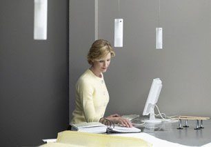 Khi sự nghiệp đối đầu tình yêu… 