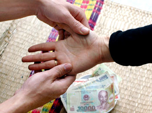 "Con nhang" nơi công sở