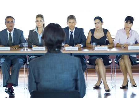 Tuyển dụng người luôn phản biện